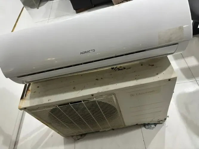 Ar condicionado Usado Agratto <> Electrolux