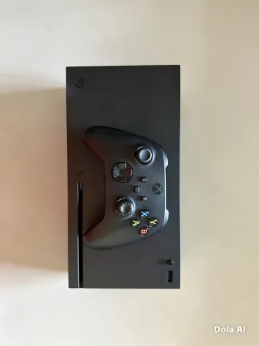 Xbox series X 1Tb - Impecável/pouco uso / venda só presencial