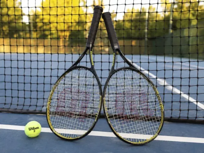 Par de Raquetes Wilson V-Matrix Originais - Kit com 2 Raquetes + Capas