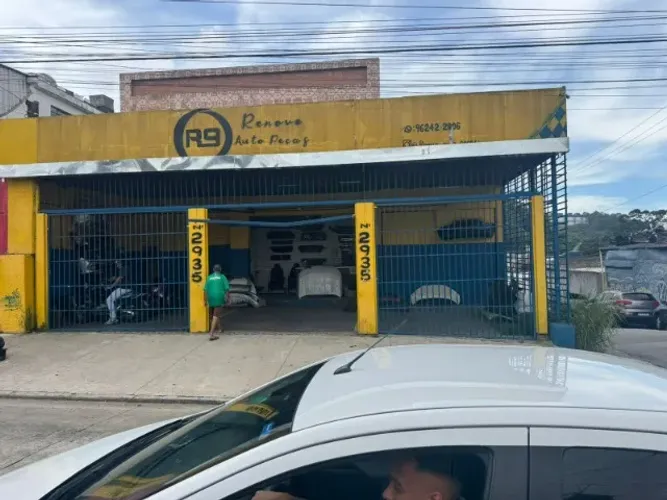 Portões Usados à Venda (03 Unidades)