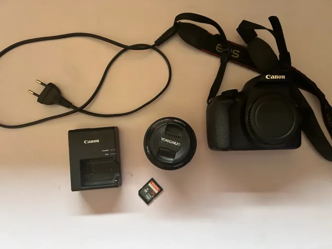 Camera Canon 2000/T7 + 50mm 1.8