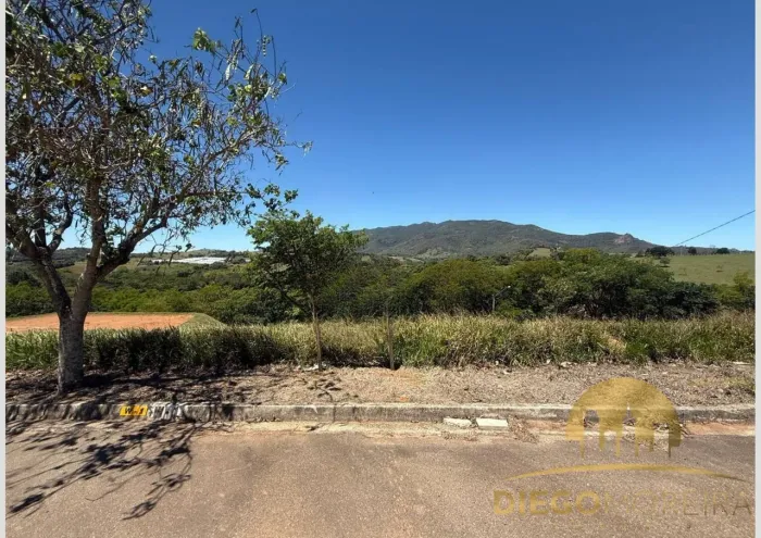 Terreno de Esquina à Venda Condomínio Recanto Jaguari, Vargem/SP