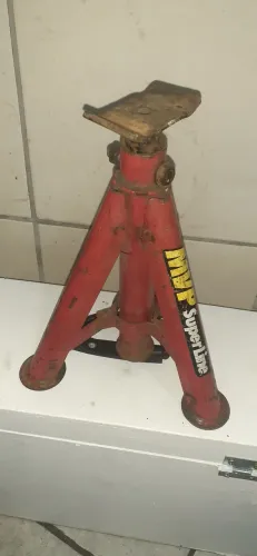 Cavalete para carro
