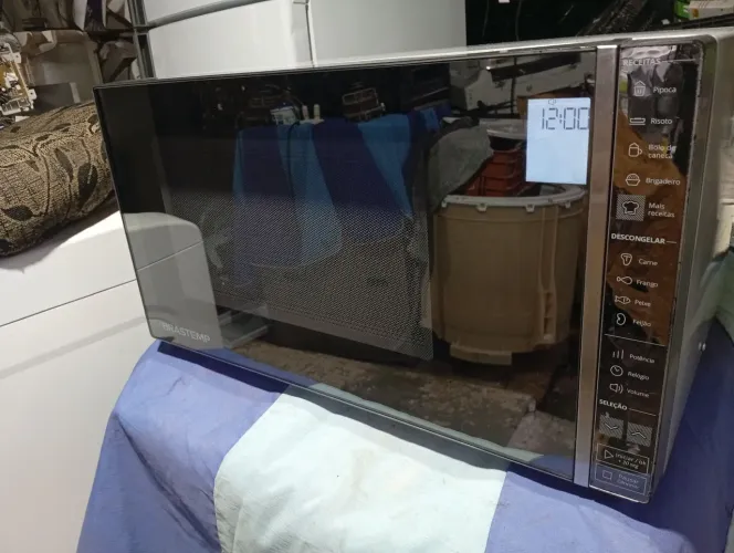 Microondas Brastemp 30 litros espelhado funcionando perfeitamente
