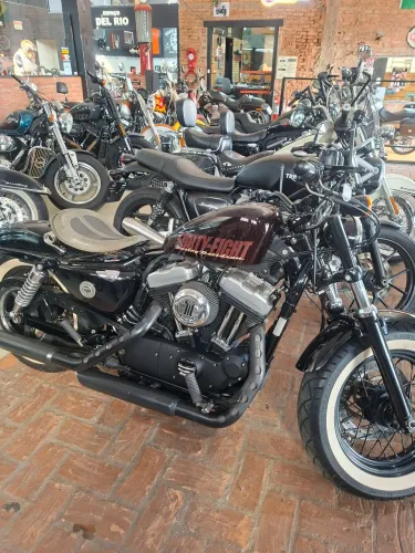 HARLEY DAVIDSON FORTY EIGHT