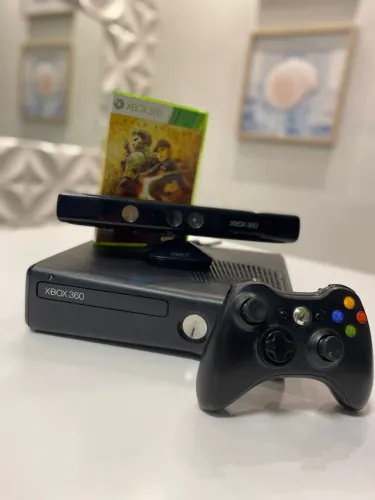 Xbox 360 Completo + Kinect + Resident Evil 5 Gold Edition
