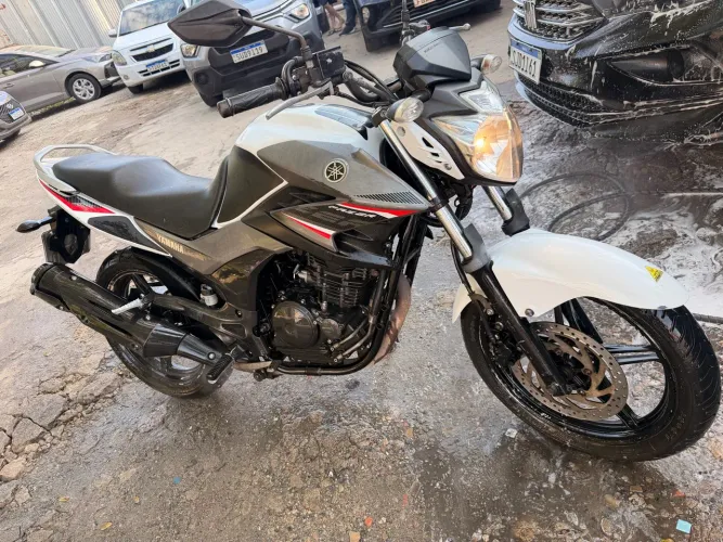 Yamaha YS 250 Fazer/ Fazer L. Edition /blueflex 2017