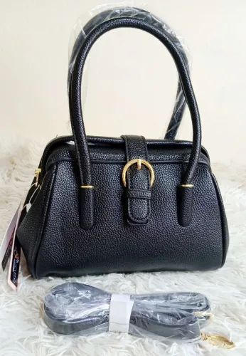 Bolsa Feminina Ricaria - Chiquérrima e Versátil 