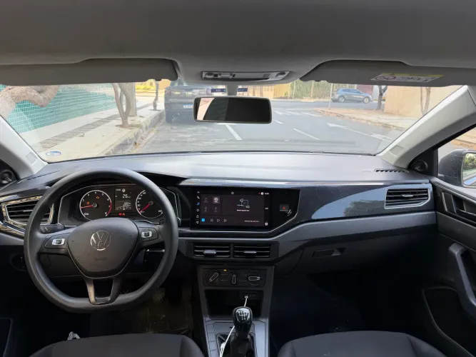Volkswagen Polo Track 1.0 Flex 12V 5P 2025