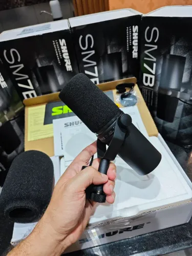 MICROFONE SM7B DINÂMICO 