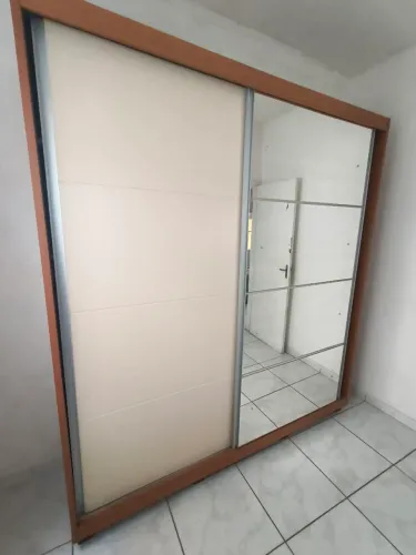 Guarda roupas 2,20 x 2,10, novo