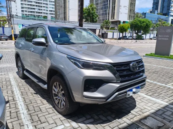 Toyota Hilux SW4 SRX 4X4 2.8 TDI 16V Dies. Aut. 2021