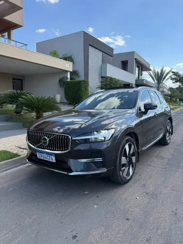 Volvo XC-60 T-8 Ultimate 2.0 AWD (híbrido) 2024