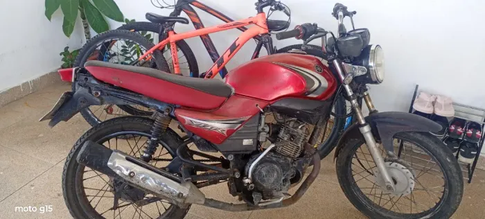 Moto YBR . 125  aceito ofertas. 