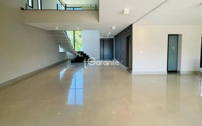 Sobrado de Luxo em Atibaia - Condomínio Granville