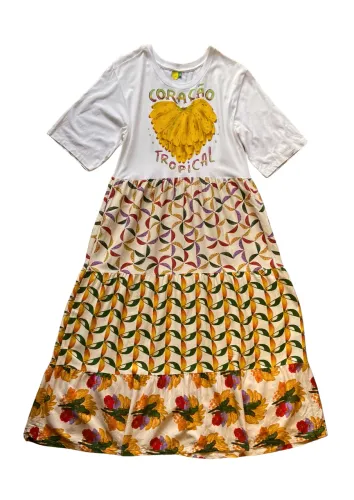 Vestido longo Farm estampado coração tropical
