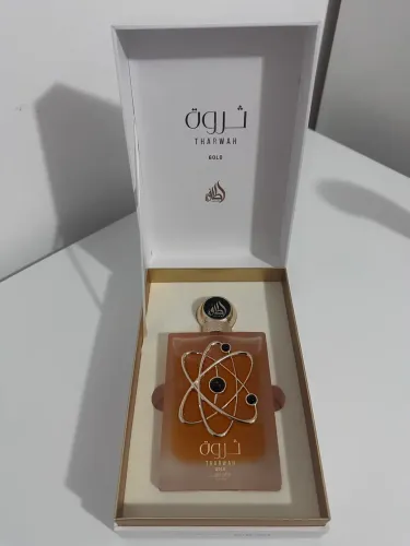 Perfume Tharwah Gold Lattafa EDP 100ml Original (Inspirado no Libre Intense)