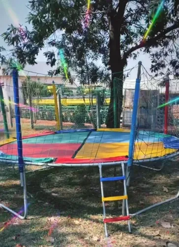 Vendo Cama Elástica /Pula Pula Grande