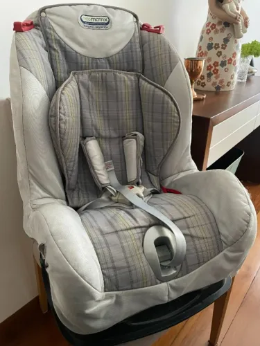 Cadeirinha Burigotto para carro