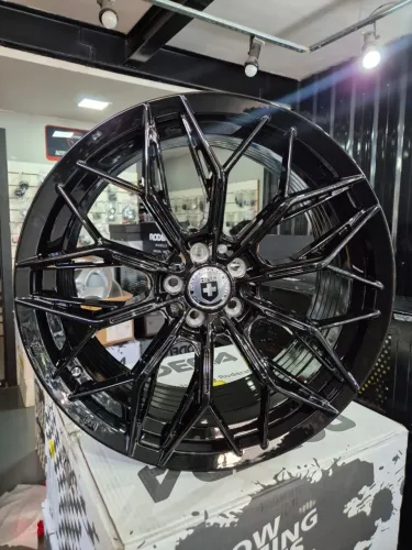 Jogo de rodas HRE aro 18 - 5x100 - NOVAS