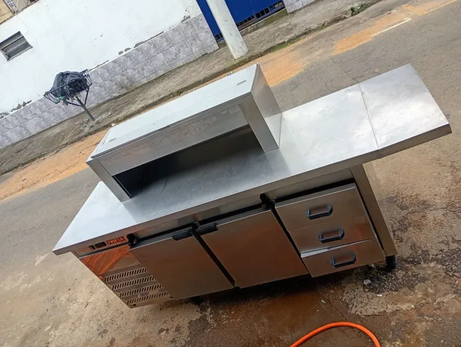 Balcão ppienk com codimentadora refrigerada 