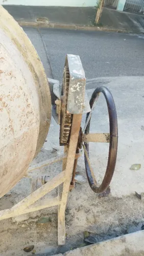 Alugamos betoneiras r$ 150 por diária r$ 400 mensais