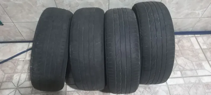 4 Pneus Bridgestone turanza 185 55 16