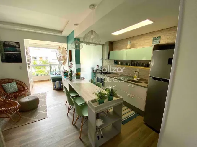 Apartamento mobiliado 02 quartos no Campeche em Florianopolis.