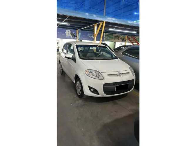Fiat Palio Attractive 1.0 EVO Fire Flex 8V 5P 2012