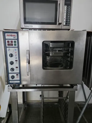 Forno Combinado Rational