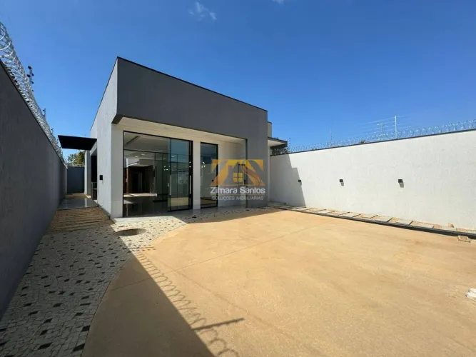 Casa com 3 Quartos à Venda, Plano Diretor Sul - Palmas