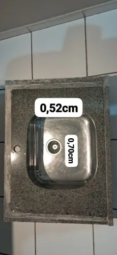 PIA DE INOX COM SUPORTE DE GRANITO *