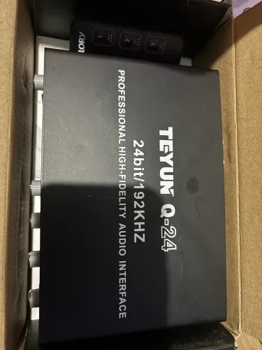 interface de audio teyun q-24 nunca usada