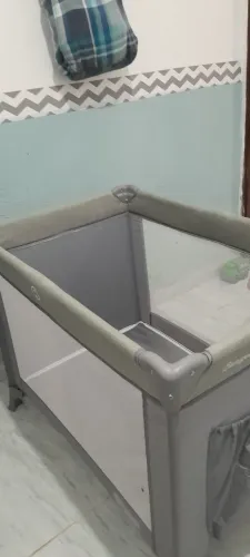 Berço tipo cercadinho burigotto