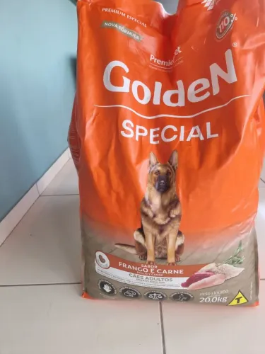 VENDO RAÇÃO GOLDEN PARA ADULTOS 
