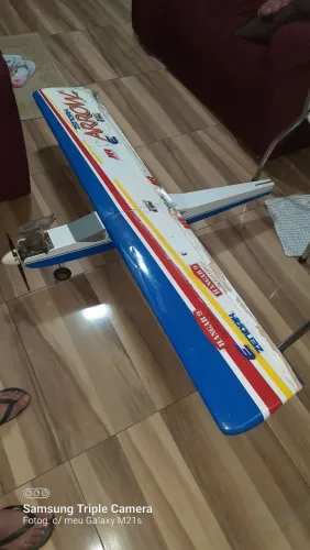 Avião aeromodelismo 