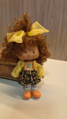 Boneca cafezinho turma da moranguinho 