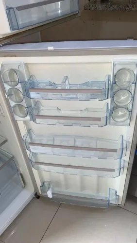 Geladeira com defeito