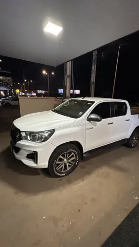 Toyota Hilux CD SRV 4X4 2.8 TDI Diesel Aut. 2020