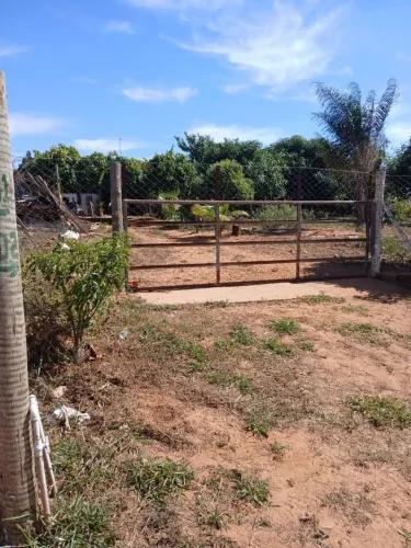 Vendo uma chácara sentido Miraporanga