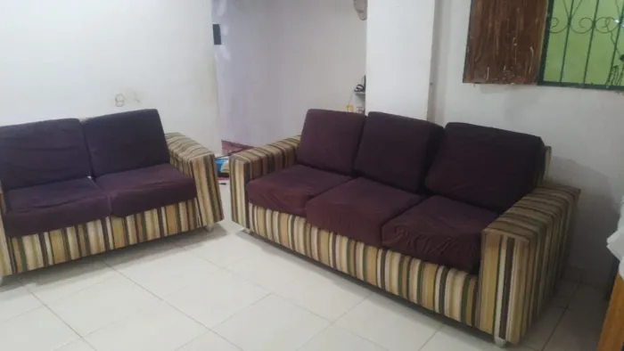 Sofa 5 lugares 300$