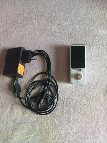 Pedal afinador de guitarra tuner rowin + fonte para 4 pedais