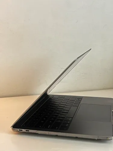 Macbook pro I5 8 Gb raam
