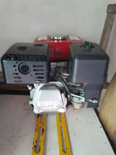 MOTOR DE ENGENHO DE CANA - GASOLINA