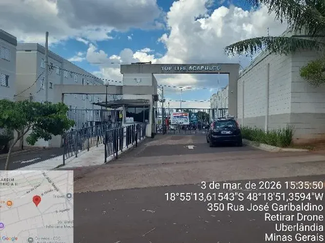 Imóvel com boa estrutura Apartamento no Chacaras Tubalina e Quartel, Uberlandia - MG, Apt
