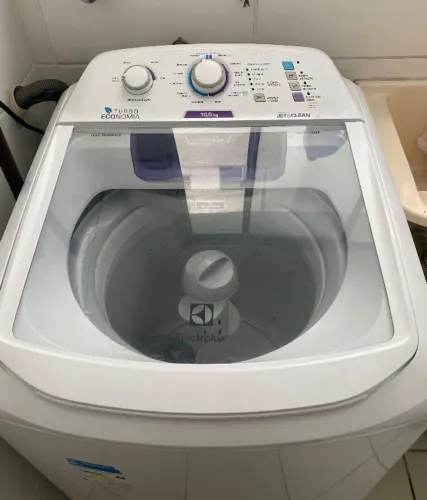 Máquina de lavar cônsul 10,5kg