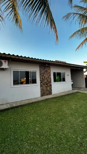 Casa à venda em Guaratuba 7 minutos do Centro 3 Qts 