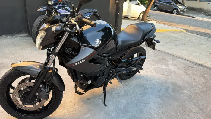 XJ6 2013
