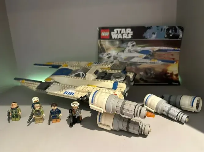 LEGO Star Wars 75155: Rebel U-Wing Fighter (2016)