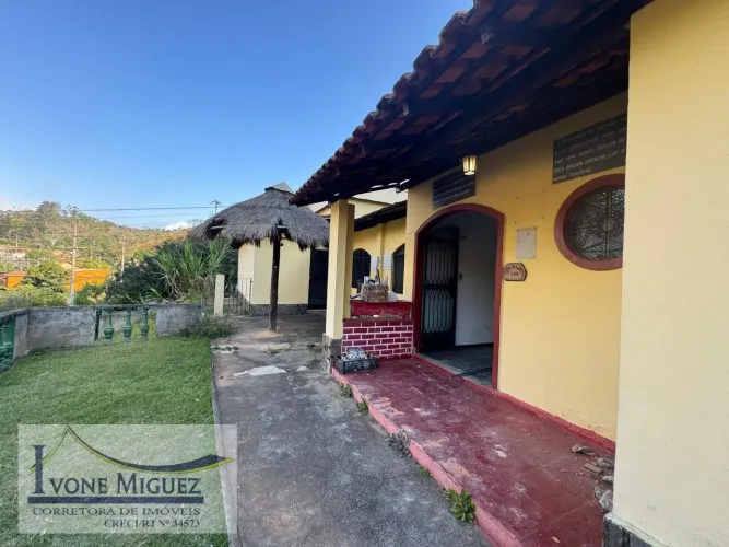 Casa Comercial em Mantiquira - Paty do Alferes